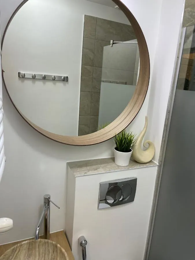Metropole Apartments Studio City Bucharest 0*,  Romania