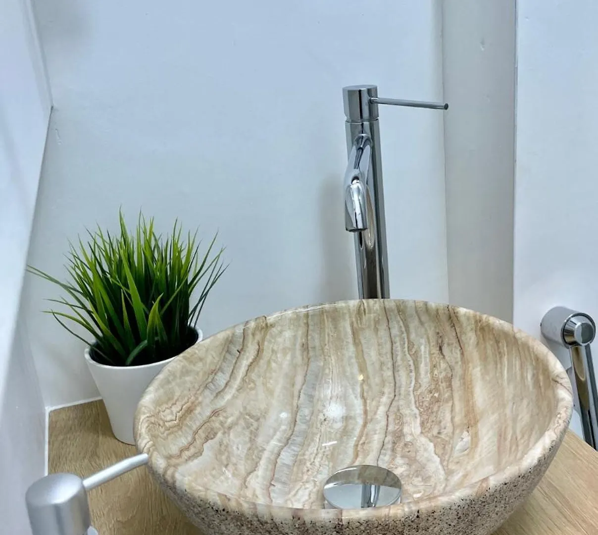 Metropole Apartments Studio City Bucharest
